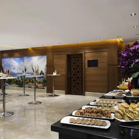 Mercure Bomonti Hotel 5*