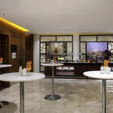 Mercure Bomonti 5* Istanboel