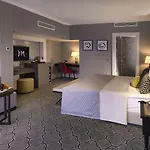 Mercure Bomonti 5*