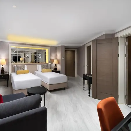 فندق مركيور إسطنبول بومونتي 5*