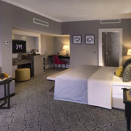 Mercure Bomonti 5*