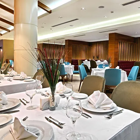 Hotel Mercure Bomonti 5*