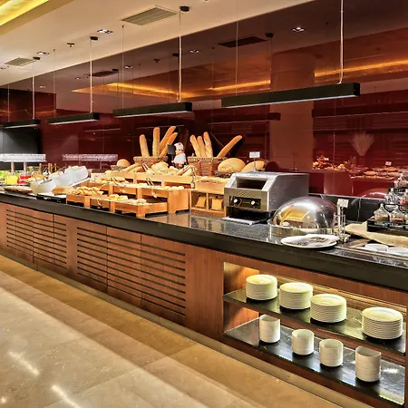 Mercure Bomonti 5*