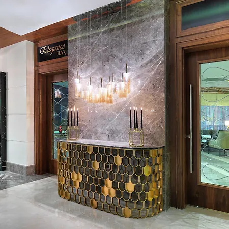 Szálloda Mercure Bomonti 5*