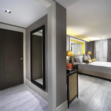 מלון Mercure Bomonti 5*