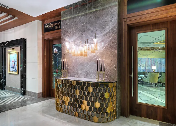 Hotel Mercure Bomonti 5*